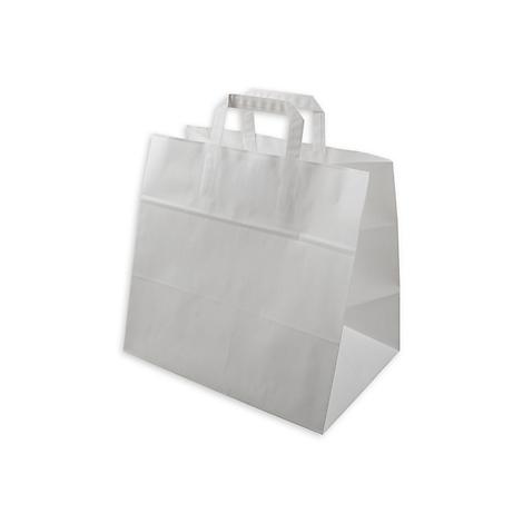 Weisse Papiertüte mit Griffen vor weissem Hintergrund. Die Tasche steht leicht schräg.