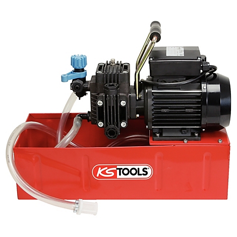 Rote, mobile KS Tools Pumpe mit Schlauch, Ventil und Griff. Mit KS Tools Logo.