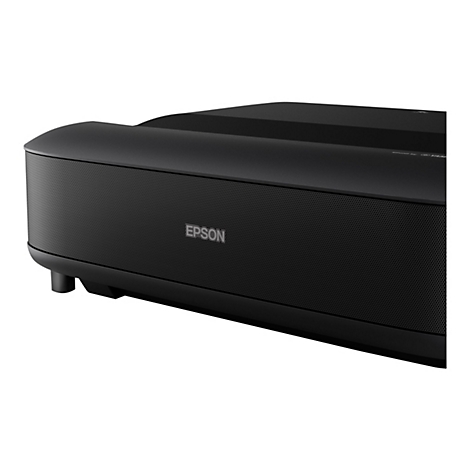 Nahaufnahme eines schwarzen Epson-Projektors. Das Epson-Logo ist auf der Vorderseite zu sehen, umgeben von einem wabenförmigen Muster.