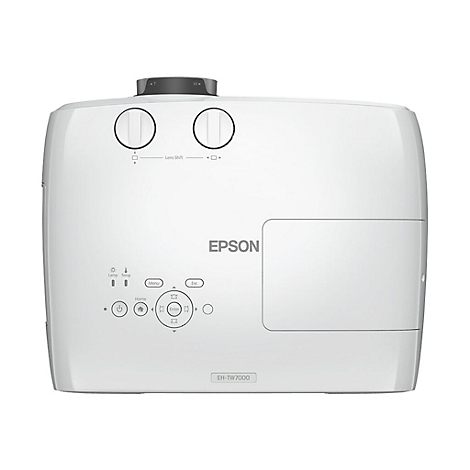 Weißer Epson Projektor. Zwei Linsen, Steuerungsknöpfe und das Epson-Logo sind deutlich zu sehen.