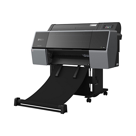 Grande imprimante Epson SureColor P7500 grise. Le papier noir est en sortie. L'imprimante est sur un chariot roulant.