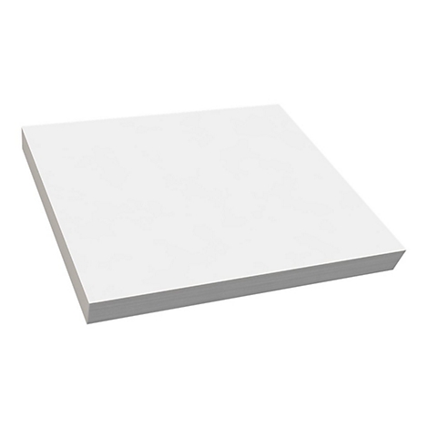 Ein quadratischer Stapel weißes Papier vor einem weißen Hintergrund.