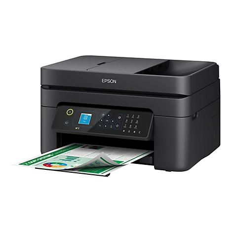 Imprimante noire avec du papier qui sort. Un Ã©cran bleu est allumÃ© sur l'Ã©cran. Lettrage Epson en haut.