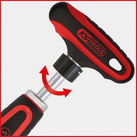 Nahaufnahme eines Knarrenschlüssels von KS TOOLS. Der Griff ist rot und schwarz, das Werkzeug zeigt die Drehbewegung an.