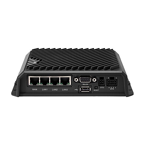 Schwarzes Netzwerkgerät mit Anschlüssen für LAN, WAN, USB und RS-232. Rückansicht.