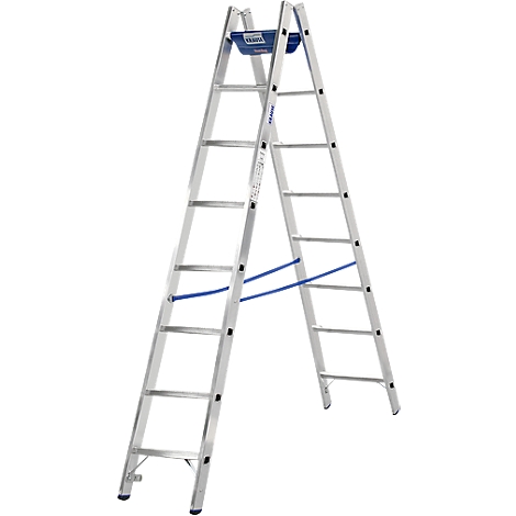 Una escalera de aluminio plateado, independiente, con puntales azules y un estante.