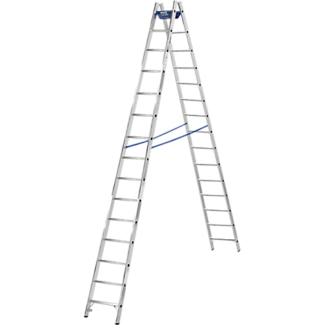 Una escalera de aluminio colocada en forma de A. Tiene puntales de conexión azules y una plataforma en la parte superior.