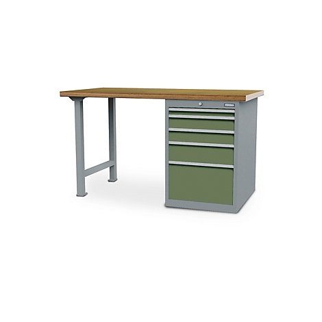 Établi avec un comptoir en bois, des pieds gris et une armoire avec des tiroirs verts.