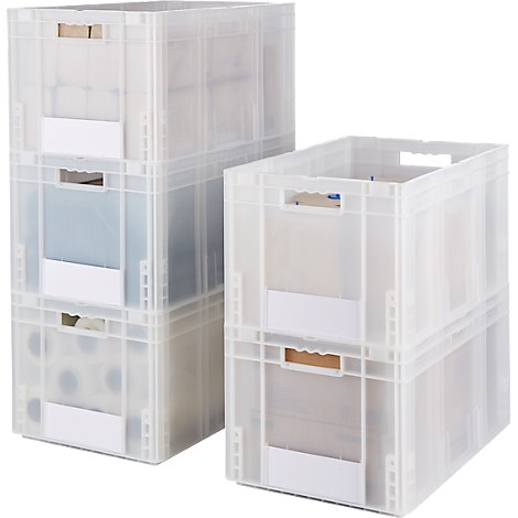 Zwei transparente, stapelbare Kunststoffboxen. Einzelne Boxen sind mit verschiedenen Inhalten gefüllt.