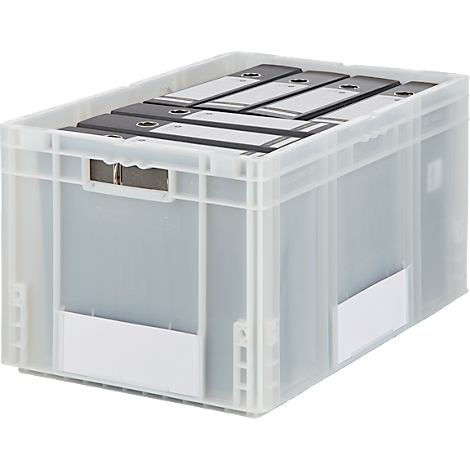 Transparante plastic doos met ordners. Verschillende zwarte ordners met witte etiketten liggen in een transparante doos.