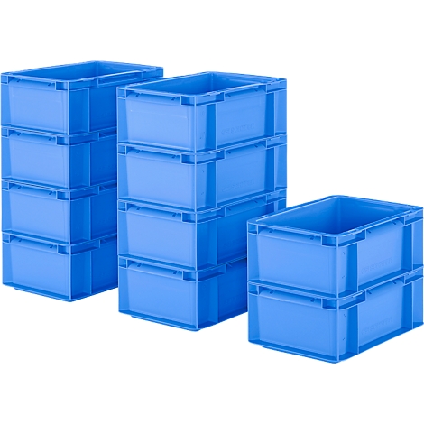 Mehrere blaue Kunststoffboxen, gestapelt.