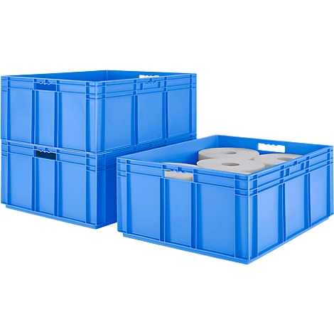 Des boîtes en plastique bleues, partiellement remplies de rouleaux, sont empilées.