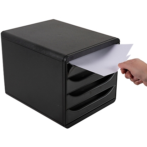 Organisateur de documents noir avec trois tiroirs. Une main tire du papier du tiroir supérieur.
