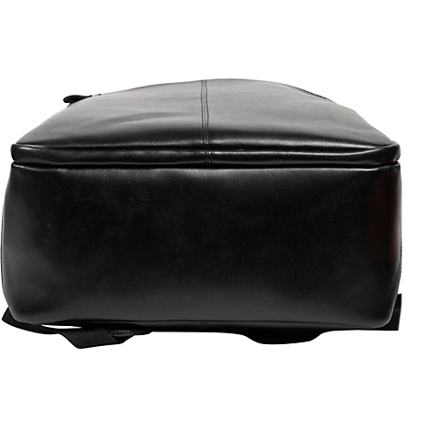 Schwarzer Lederrucksack, der von unten betrachtet wird.