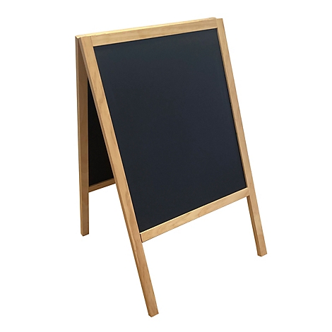 Holz-Tafel mit schwarzer Schreibfläche, auf weissem Hintergrund.