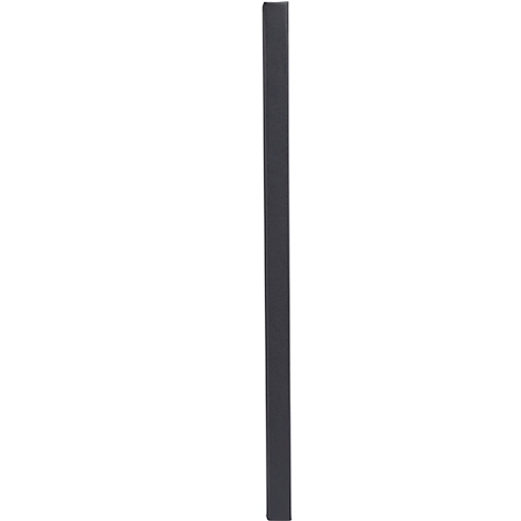 Une tige grise et étroite sur fond blanc. La forme est rectangulaire et verticale.