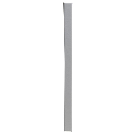 Un objet gris et allongé, légèrement incurvé vers l'intérieur.