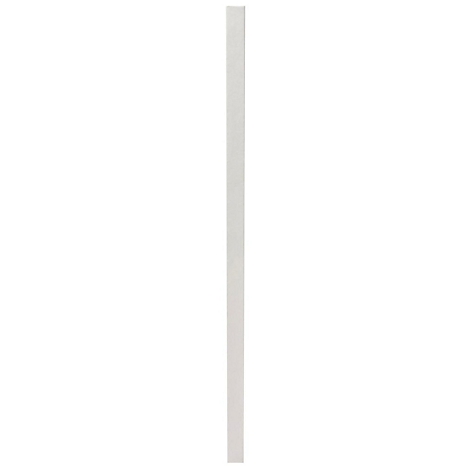 Une bande verticale floue de tons gris, représentant probablement un objet allongé.