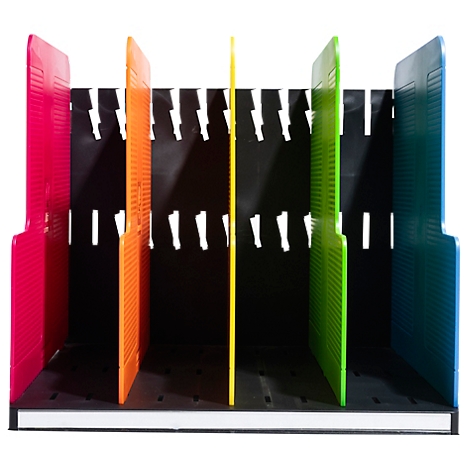 Mehrfarbiger Ordner, mit Trennwänden in Pink, Orange, Gelb, Grün und Blau.
