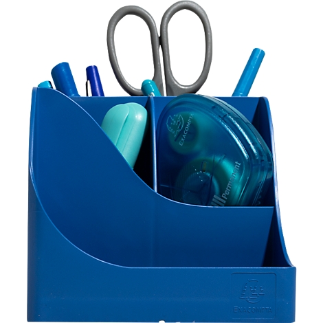 Porte-stylos bleu avec ciseaux, stylos et rouleau correcteur.