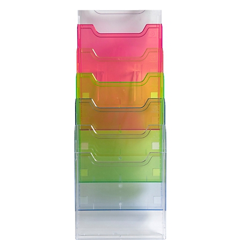 Organiseur mural multicolore avec cinq compartiments. Transparent en haut, puis rose, orange, vert et clair.