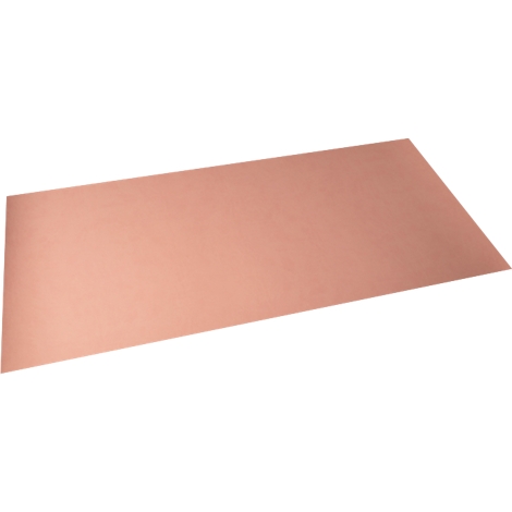 Plaque de cuivre rectangulaire. La teinte est mate et légèrement rougeâtre.
