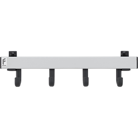 Support mural argenté avec quatre crochets noirs. Un petit logo avec un 'f' est sur le bord gauche.