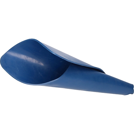 Blauer Trichter, schräg von oben fotografiert. Die breite Öffnung öffnet sich nach oben, die Spitze ist schmal und spitz.