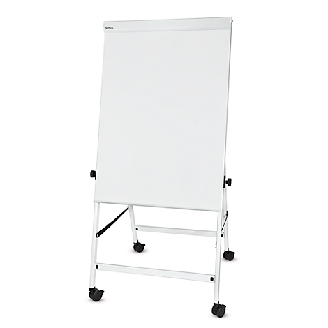 Tableau blanc sur roulettes, isolé sur fond blanc.