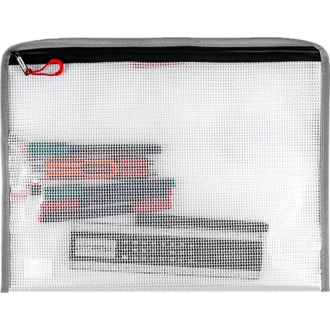 Transparente, rechteckige Aufbewahrungstasche. Schwarzer Reißverschluss, roter Karabiner. Mehrere Gegenstände sind sichtbar.