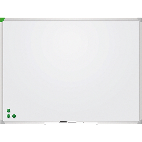 Leere weiße Magnettafel mit silbernem Rahmen. Drei grüne Magnete links unten.