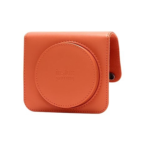 Orange Kameratasche mit runder Objektivöffnung und dem Schriftzug "instax SQUARE".