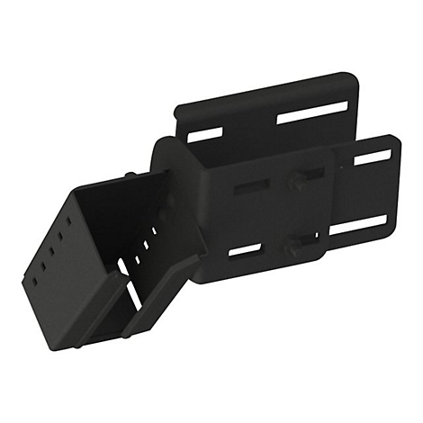 Schwarzer Metallwinkel, mehrere Löcher und Schlitze, Schrauben. Isoliert vor weißem Hintergrund.