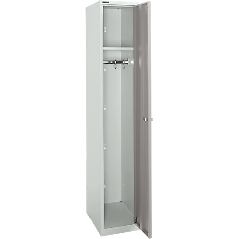 Een open, witte metalen kledingkast. Binnenin zijn een stang en een plank te zien. De deur staat half open.