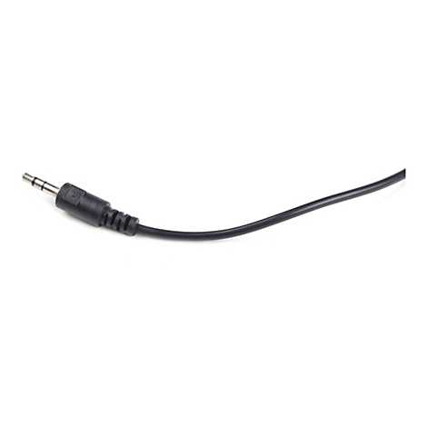 Schwarzer 3,5-mm-Klinkenstecker an einem Kabelende vor weißem Hintergrund.