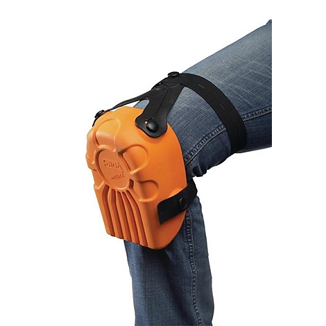 Genouillères orange fixées à un jean.