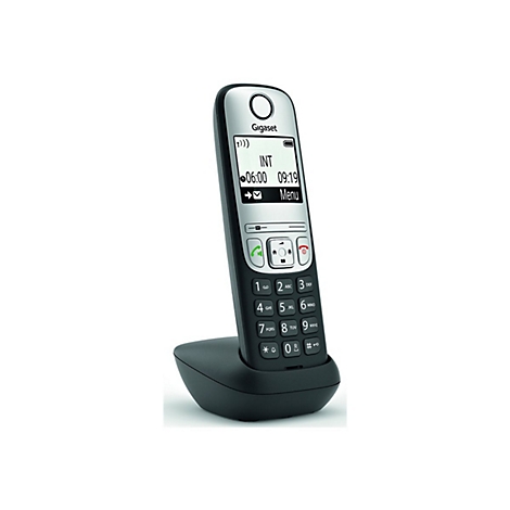 Schnurloses Telefon in Schwarz-Silber auf einer Ladestation. Auf dem Display sind Uhrzeit und Menüoptionen zu sehen.