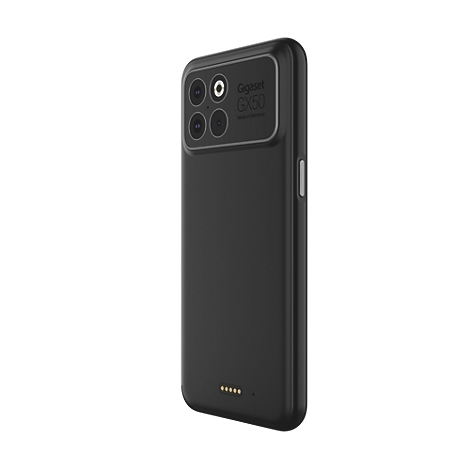 Rückseite eines schwarzen Gigaset GX60 Smartphones in schräger Ansicht vor weißem Hintergrund.