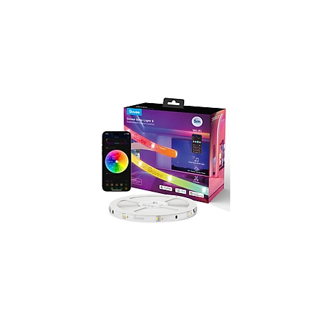 Das Bild zeigt eine Govee Strip Light 5-Verpackung, daneben eine Rolle der LED-Lichterkette und ein Smartphone mit App-Steuerung.