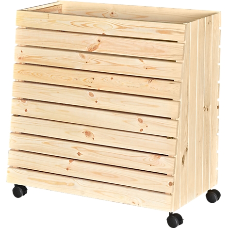 Een rechthoekige houten kist met wielen. De zijkanten bestaan uit horizontaal geplaatste houten latten, waardoor een kleine opening ontstaat.