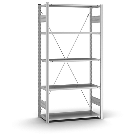 Graues Metallregal mit 5 Ablagen, diagonalen Verstrebungen und auf hellem Hintergrund. Perspektivische Ansicht.
