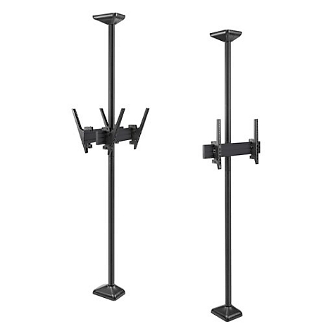 Zwei schwarze Deckenhalterungen für Bildschirme, aus verschiedenen Perspektiven. Beide sind aufrecht und haben einen quadratischen Sockel und Deckenhalterung.