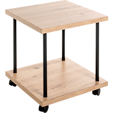 Quadratischer Beistelltisch mit Holzoptik und schwarzem Metallgestell. Er steht auf Rollen.