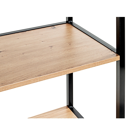 Close-up van een plank met houten planken en een zwart metalen frame. De planken tonen een houtnerf.