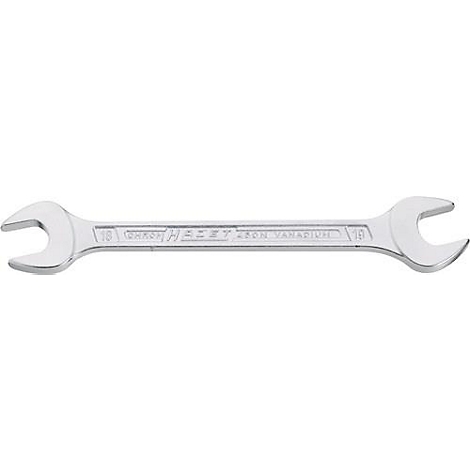 Ein verchromter, offener Schraubenschlüssel, Marke HAZET, mit der Aufschrift "Made in Germany".