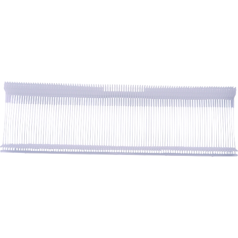 Reihe weißer Etiketten-Schlaufen mit feinen Linien. 