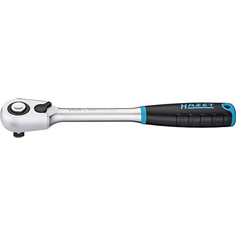 Chromen ratelsleutel met een zwarte handgreep en een blauw accent. Het woord "HAZET" is zichtbaar.