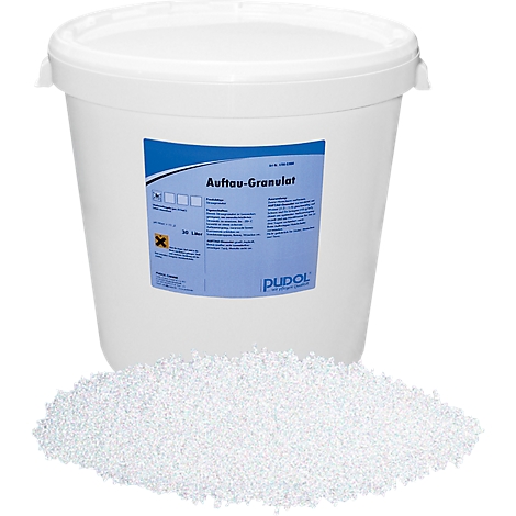 Emmer met ontdooikorrels. Blauwe stickers met tekst en logo. Korrels liggen ervoor.