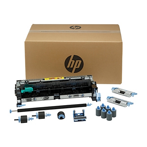 Auf weiÃŸem Grund: HP-DruckerzubehÃ¶r, in dem ein geÃ¶ffneter Karton steht. Verschiedene Ersatzteile liegen davor.