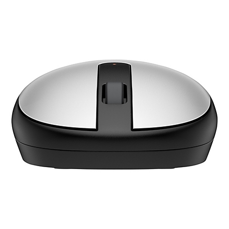 Draufsicht auf eine kabellose Computermaus. Sie ist silberfarben im oberen Bereich und schwarz im unteren Bereich. Das Scrollrad und eine kleine LED sind sichtbar.